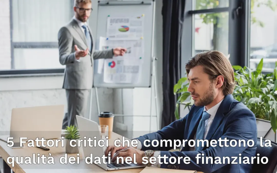 Concept grafico che richiama l'analisi dati nel settore finanziario. Immagine che raffigura un giovane uomo al computer che analizza dati per il collega in piedi alla lavagna