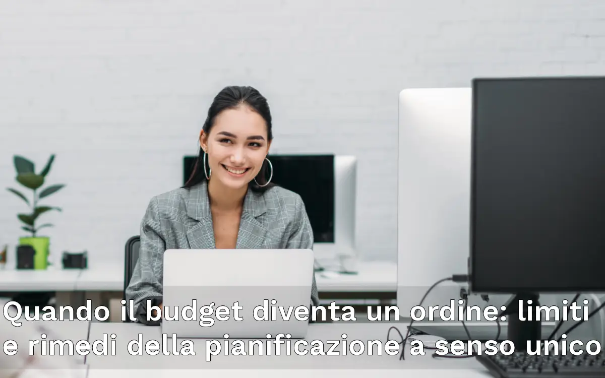 Concept che richiama la soddisfazione nel poter integrare budget top-down e bottom-up con facilità. Innagina che raffigura una donna CFO soddisfatta per aver chiuso il budget.